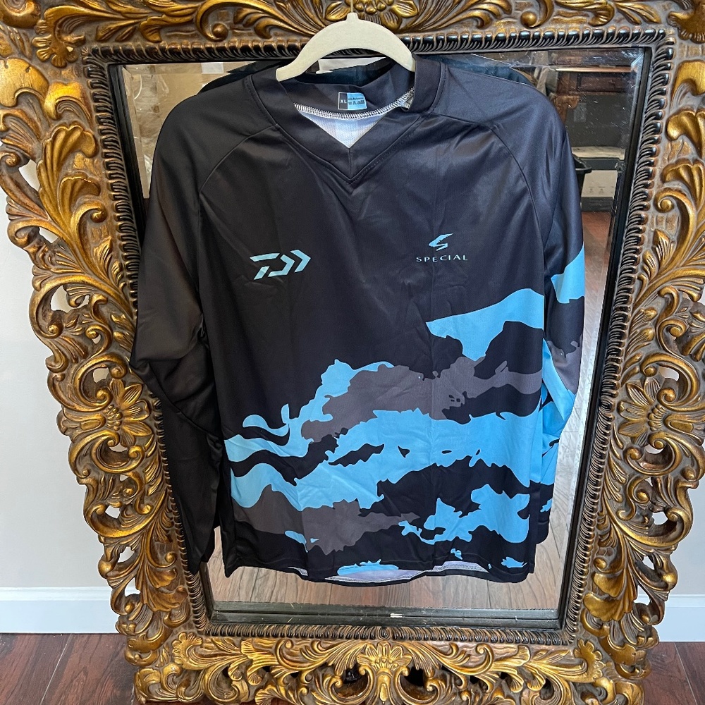 SPORT FASHION Lightweight Shirt Jersey Men Size XL